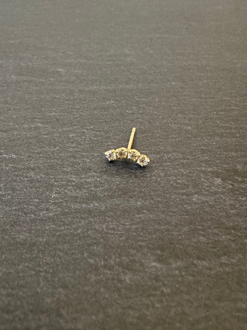アーカー AHKAH アイスペレッツ ピアス 18K 片耳用