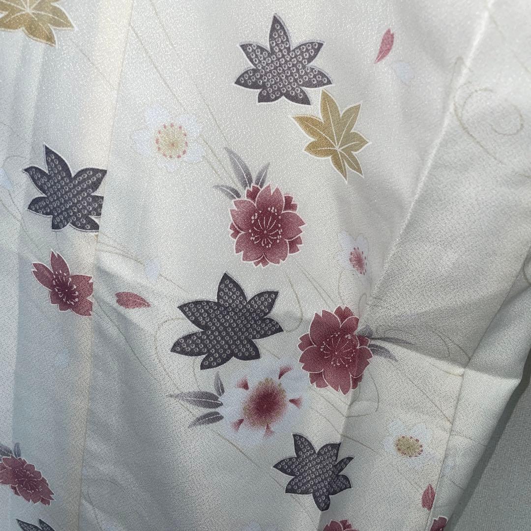 【美品】【最終価格】レディース着物　白　花模様　着物のみ