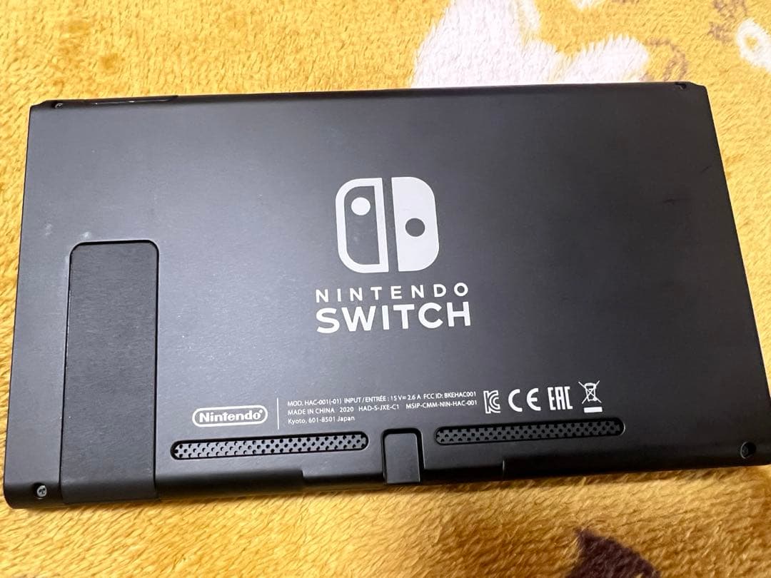 ［美品］ Nintendo Switch 本体 グレー