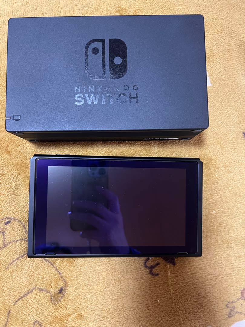 ［美品］ Nintendo Switch 本体 グレー
