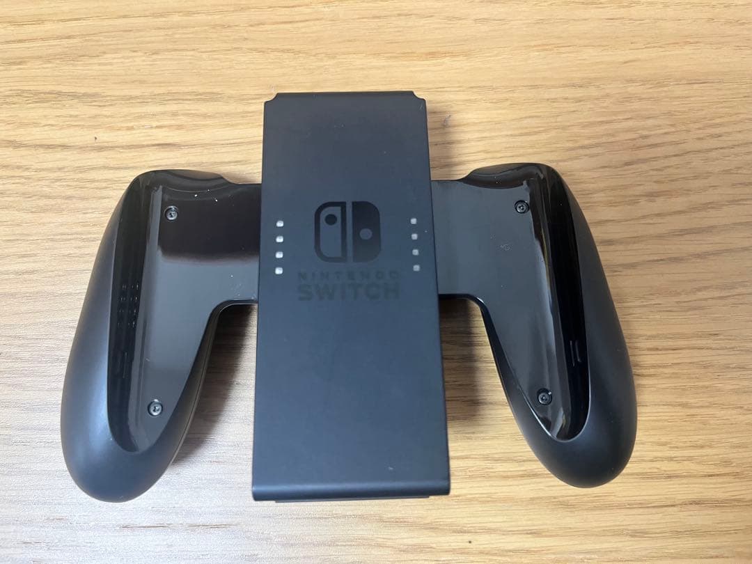 【美品】Nintendo Switch ネオンブルー/ネオンレッド 本体