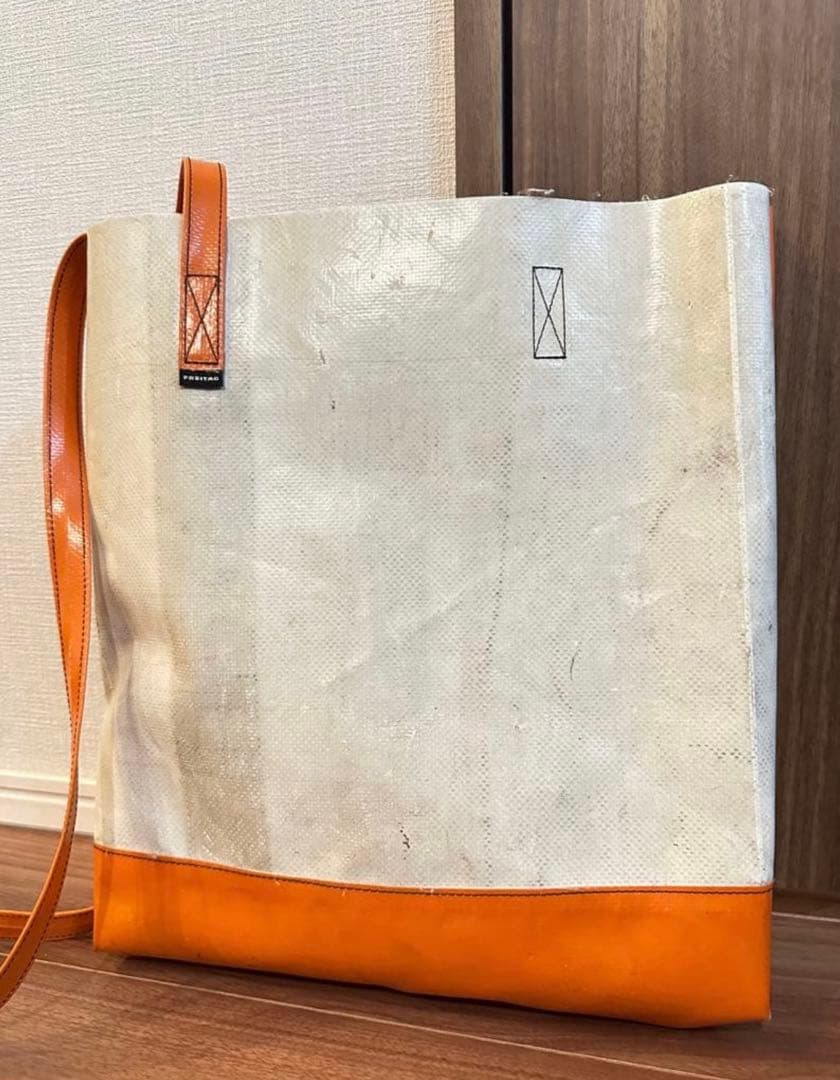 FREITAG リュックトート　オレンジ×ホワイト