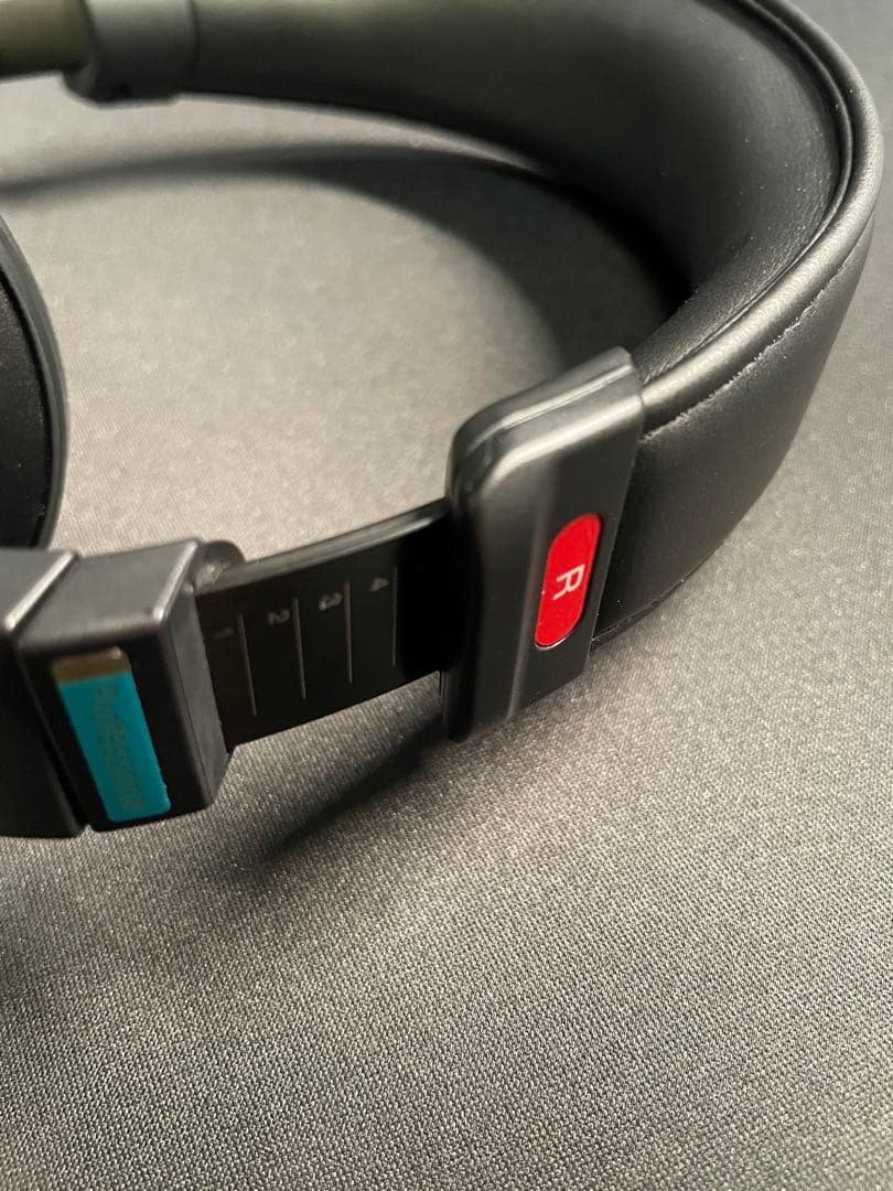 SONY MDRーMV1