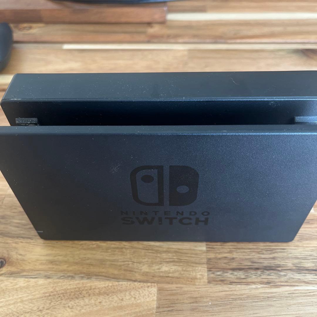 ニンテンドースイッチ　本体一式　Nintendo Switch 本体 青/赤