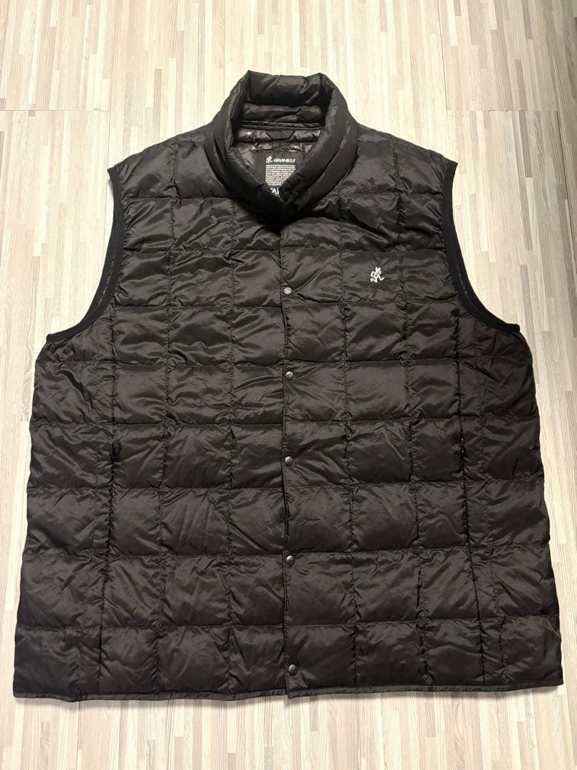 美品【GRAMICCI】グラミチTAIONタイオン　コラボ　ダウンベストXXL