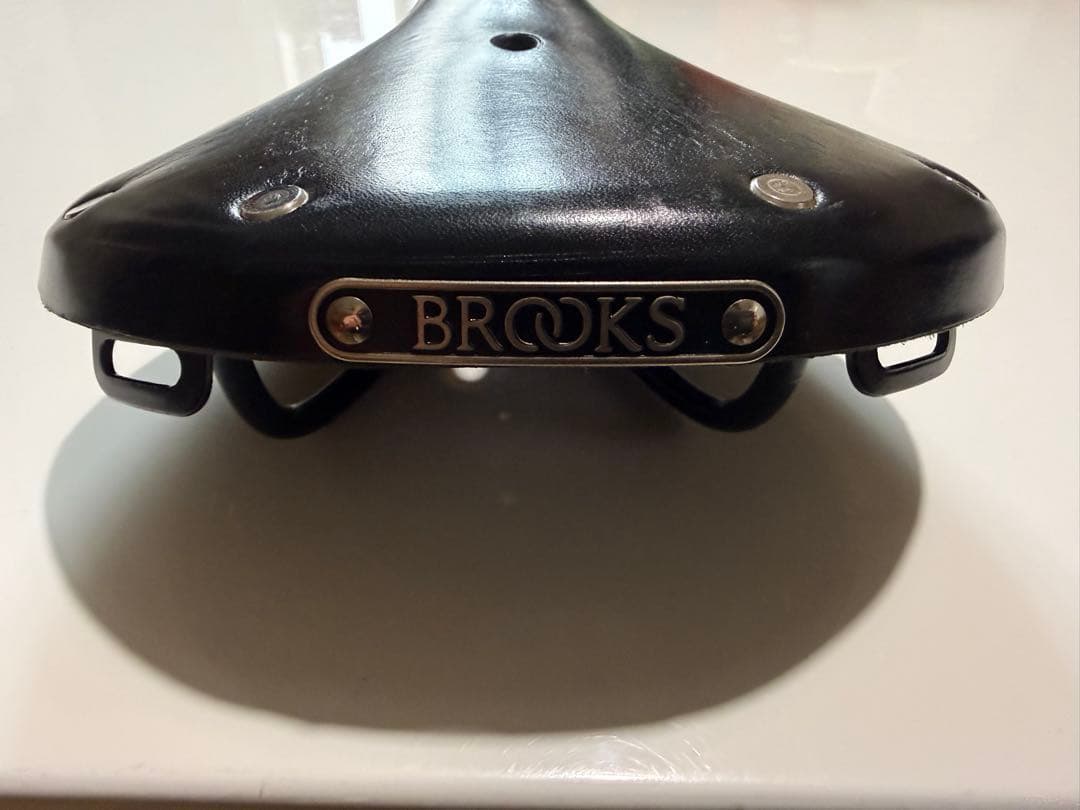 【極美品・英国製】BROOKS B17 チャンピオン レザーサドル（ブラック）