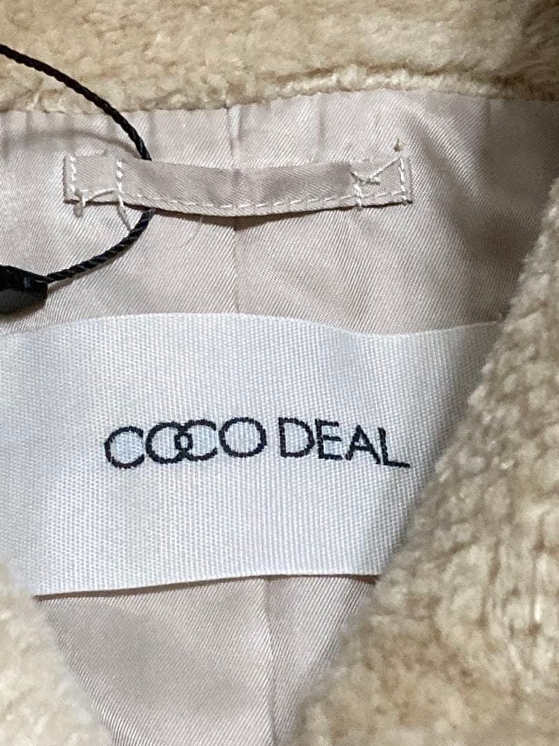 【新品】COCODEAL デディーベア風ボアケープコート　ポンチョ　ベージュ