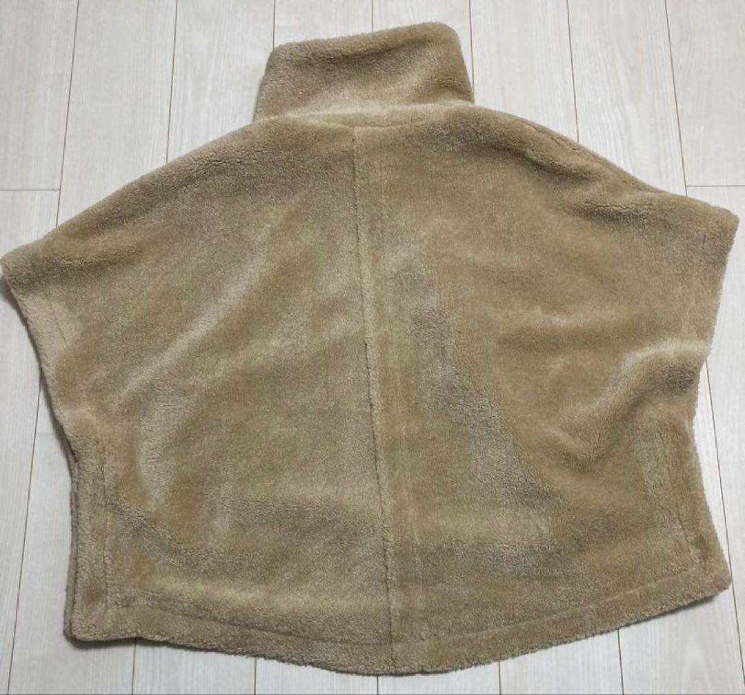 【新品】COCODEAL デディーベア風ボアケープコート　ポンチョ　ベージュ