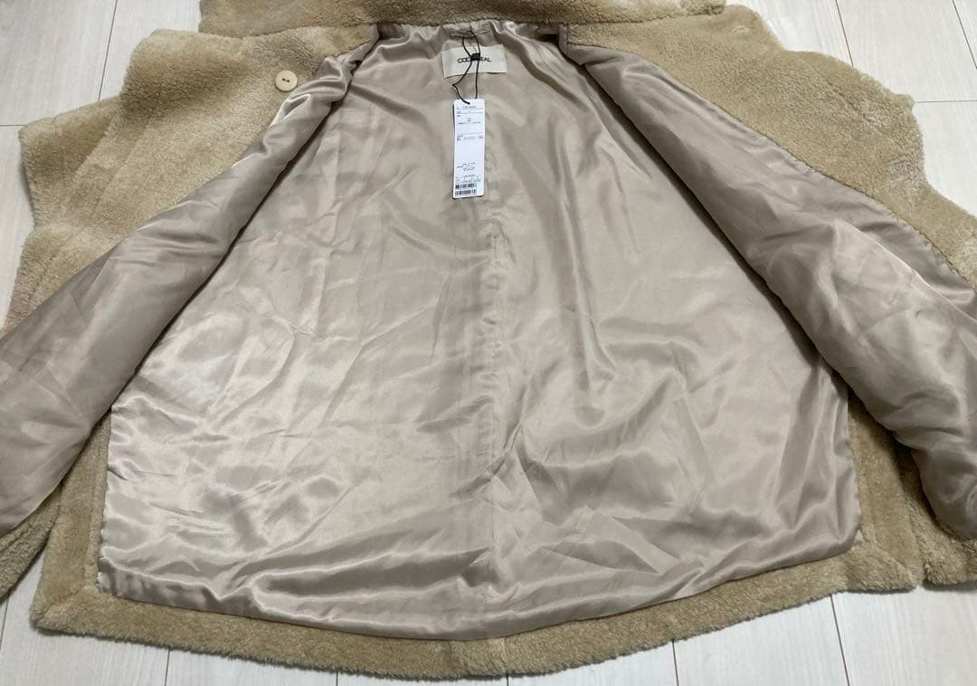 【新品】COCODEAL デディーベア風ボアケープコート　ポンチョ　ベージュ