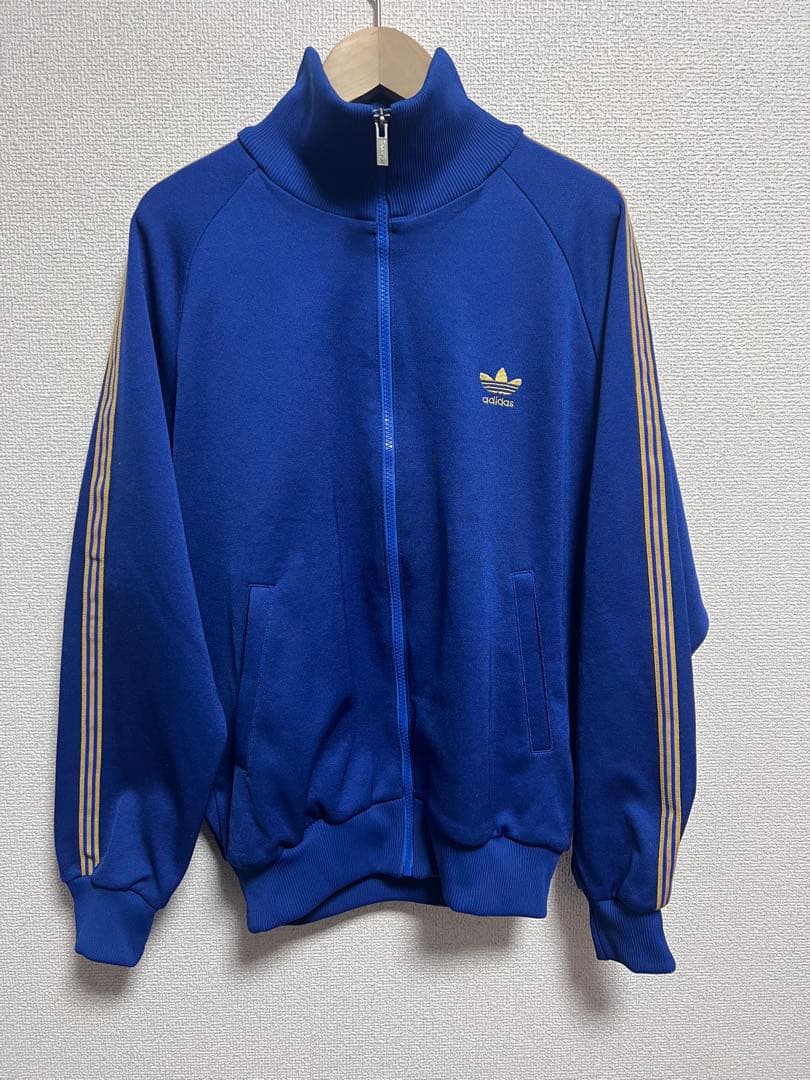 adidas オリジナル　トラックジャケット