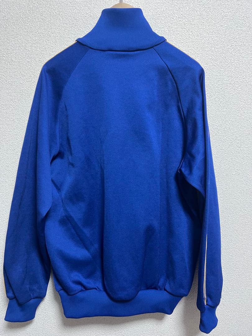adidas オリジナル　トラックジャケット