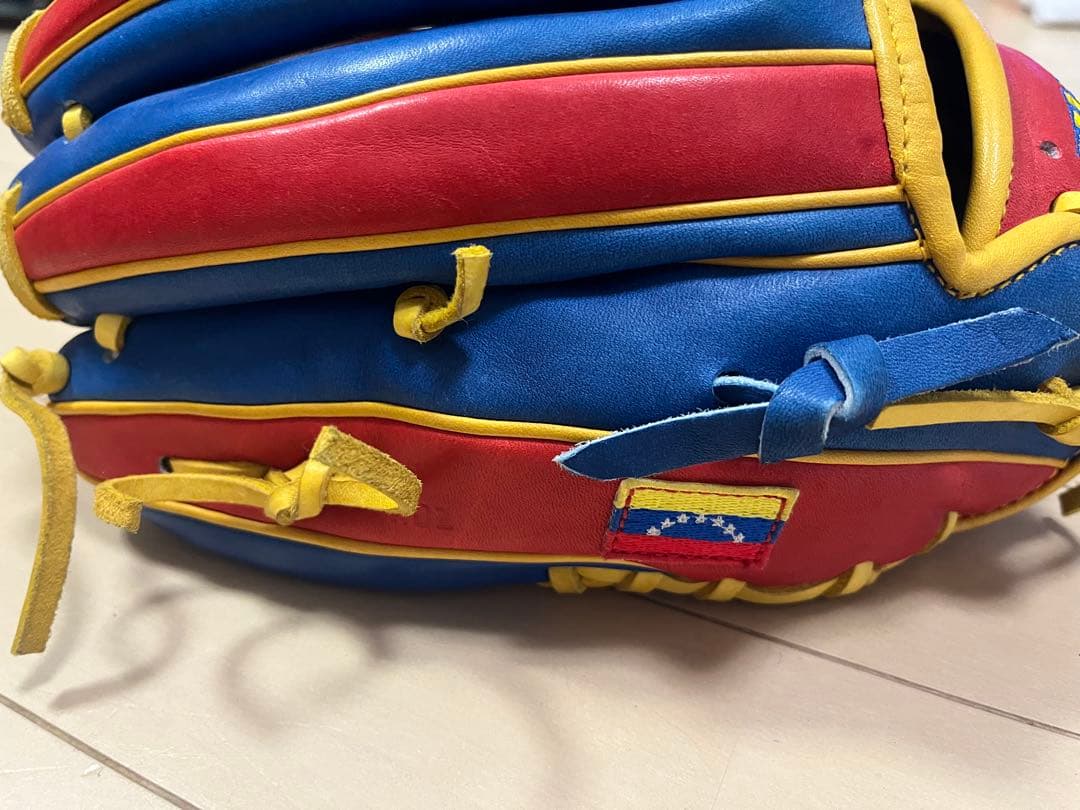 Wilson 2000 限定軟式グローブ ベネズエラモデル