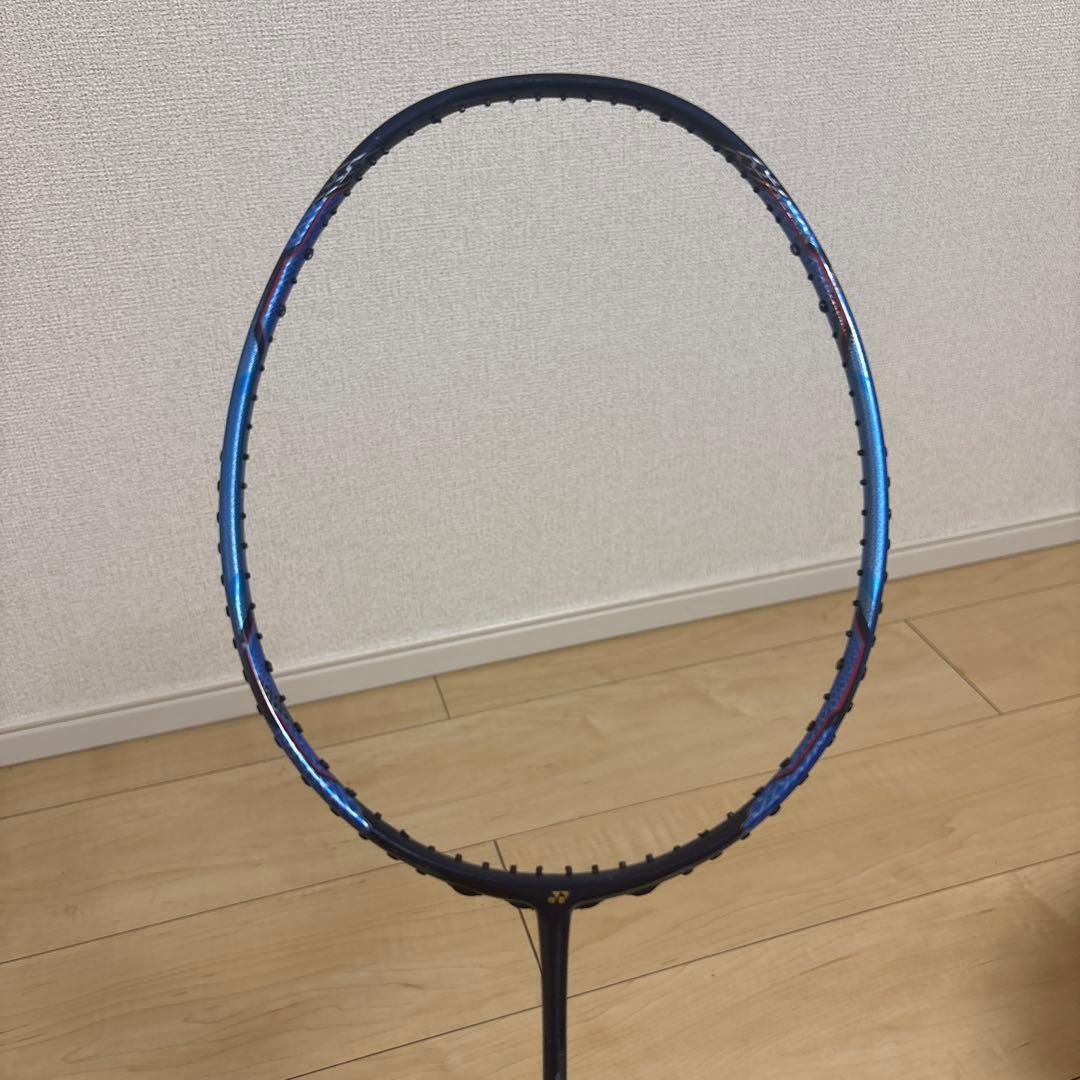 バドミントンラケット　ナノレイ900 4U5