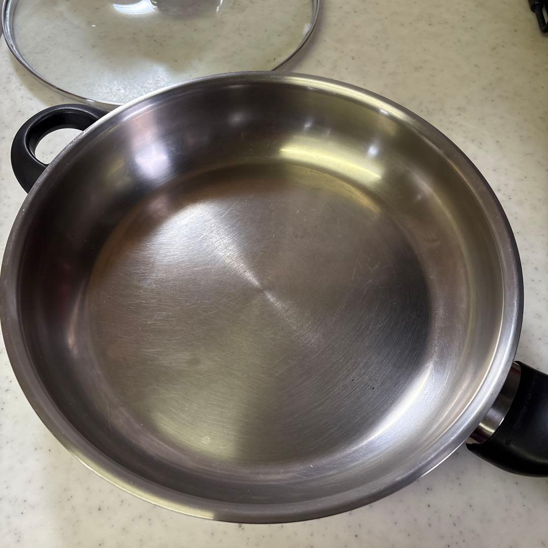 タッパーウェア Tupperware フライパン 28cm 蓋付き