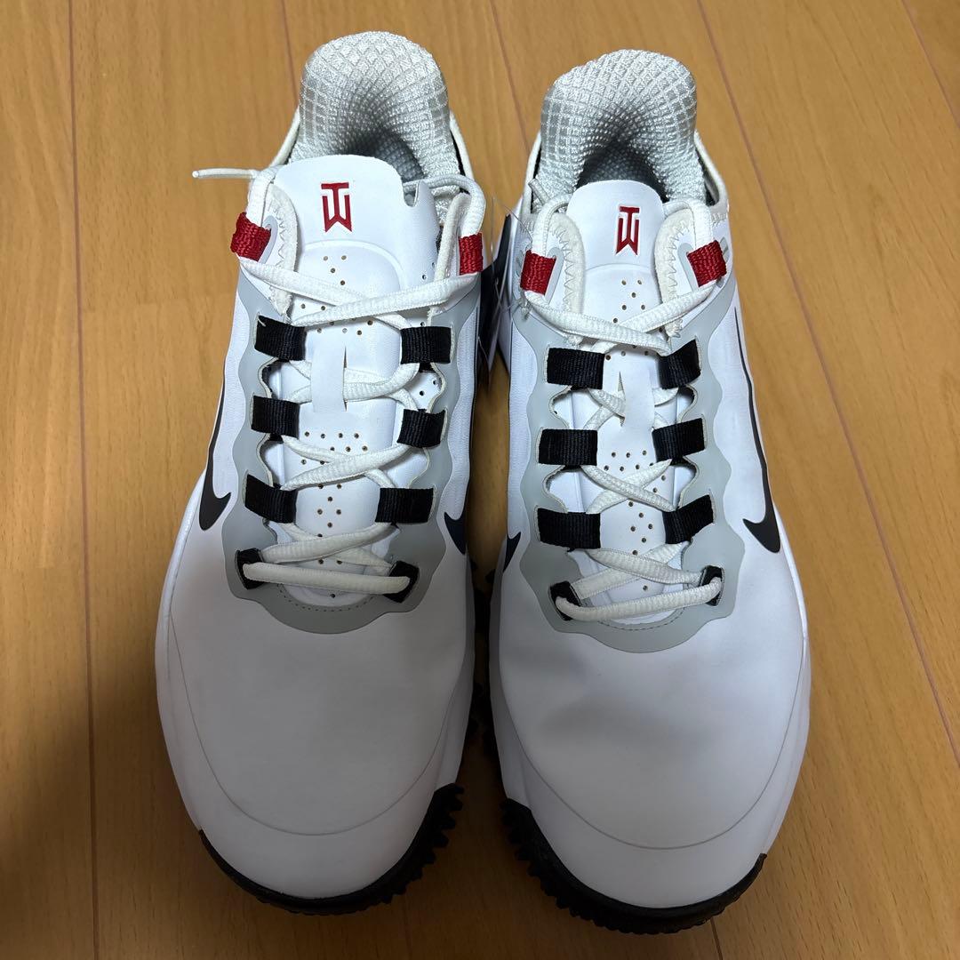 NIKEタイガーウッズTW13ホワイト26.0