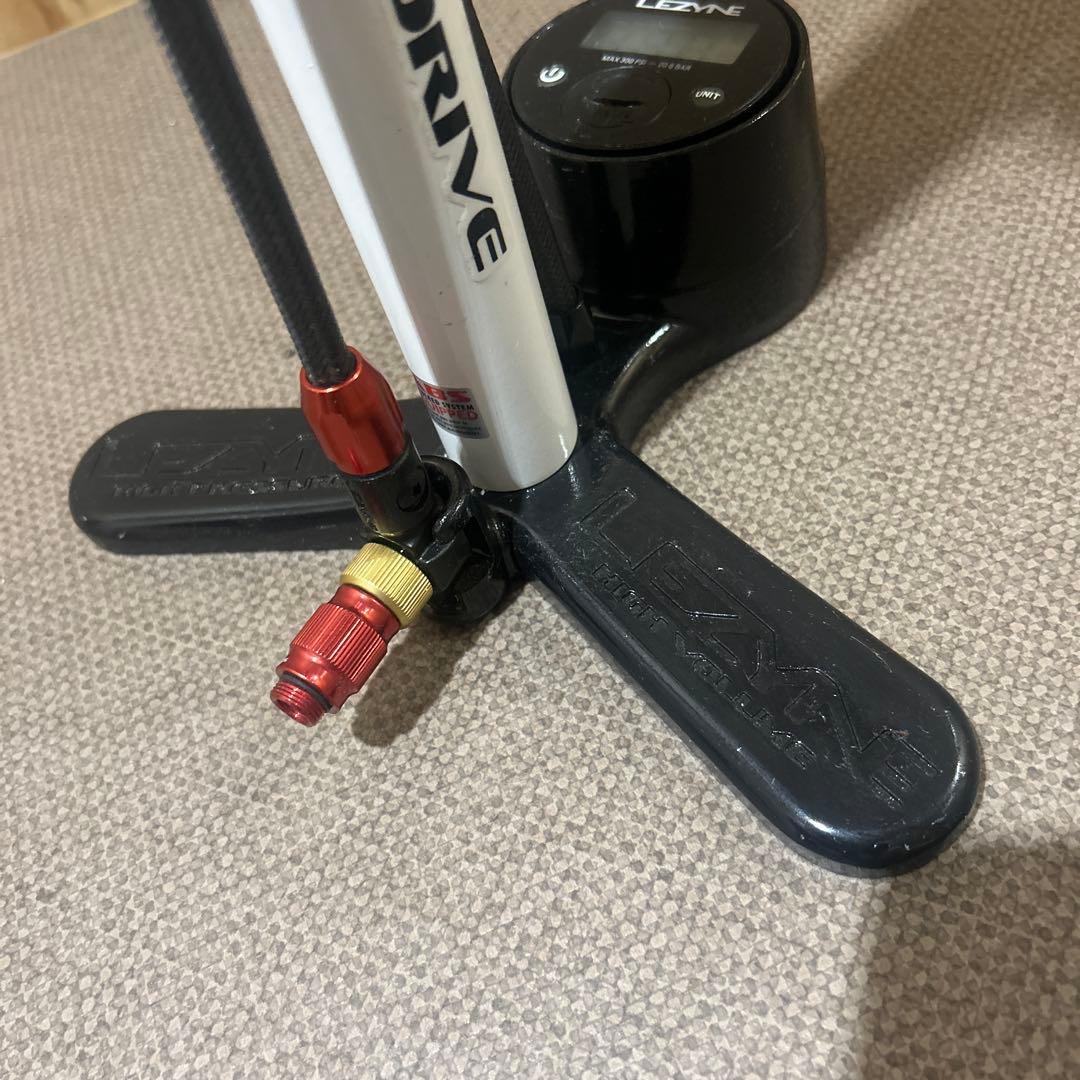 LEZYNE フロアポンプ CNC DIGITAL FLOOR DRIVE