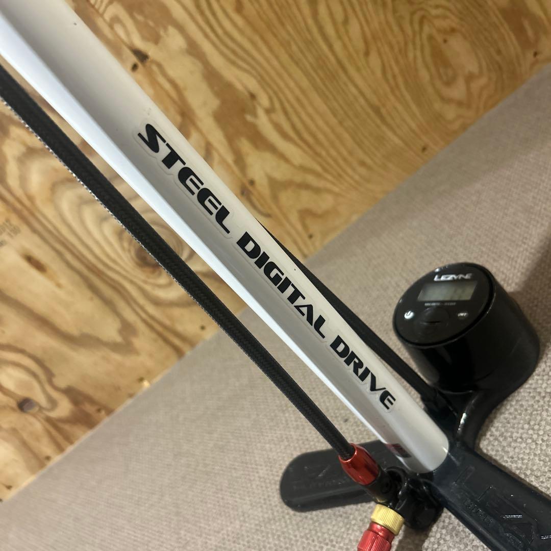 LEZYNE フロアポンプ CNC DIGITAL FLOOR DRIVE
