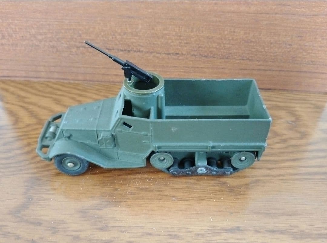 DINKYTOYS ハーフトラック装甲車822