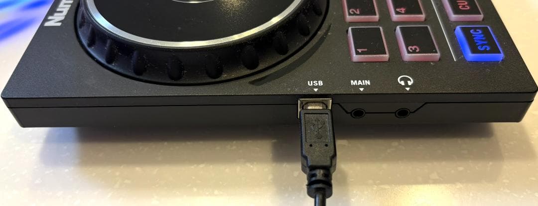 Numark　Party MixII　LEDパーティライト搭載DJコントローラー