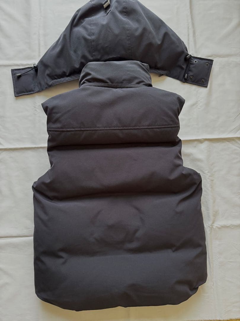  　ダウンベスト　濃紺　M　 ２３０２JM R　美品