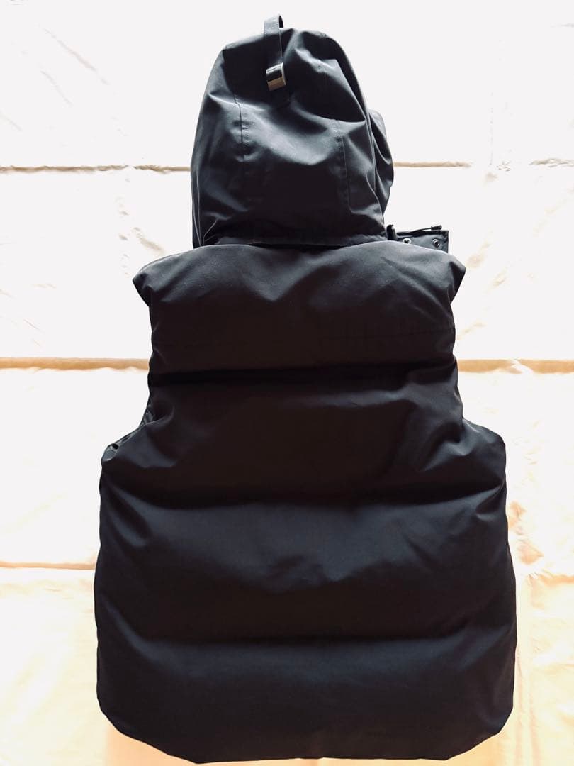  　ダウンベスト　濃紺　M　 ２３０２JM R　美品