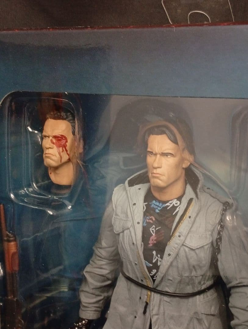 未開封 NECA ターミネーター T-800 フィギュア