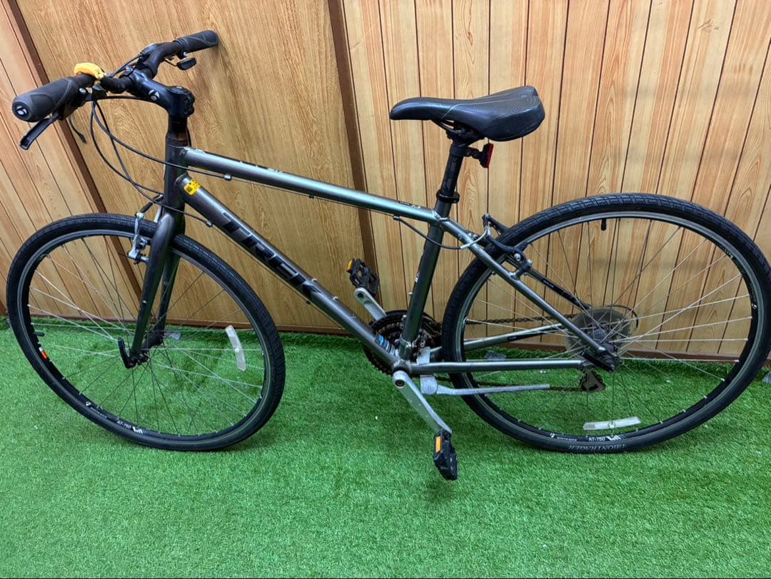 まいまい様　TREK FX 7.0 クロスバイク 21段変速700×35C