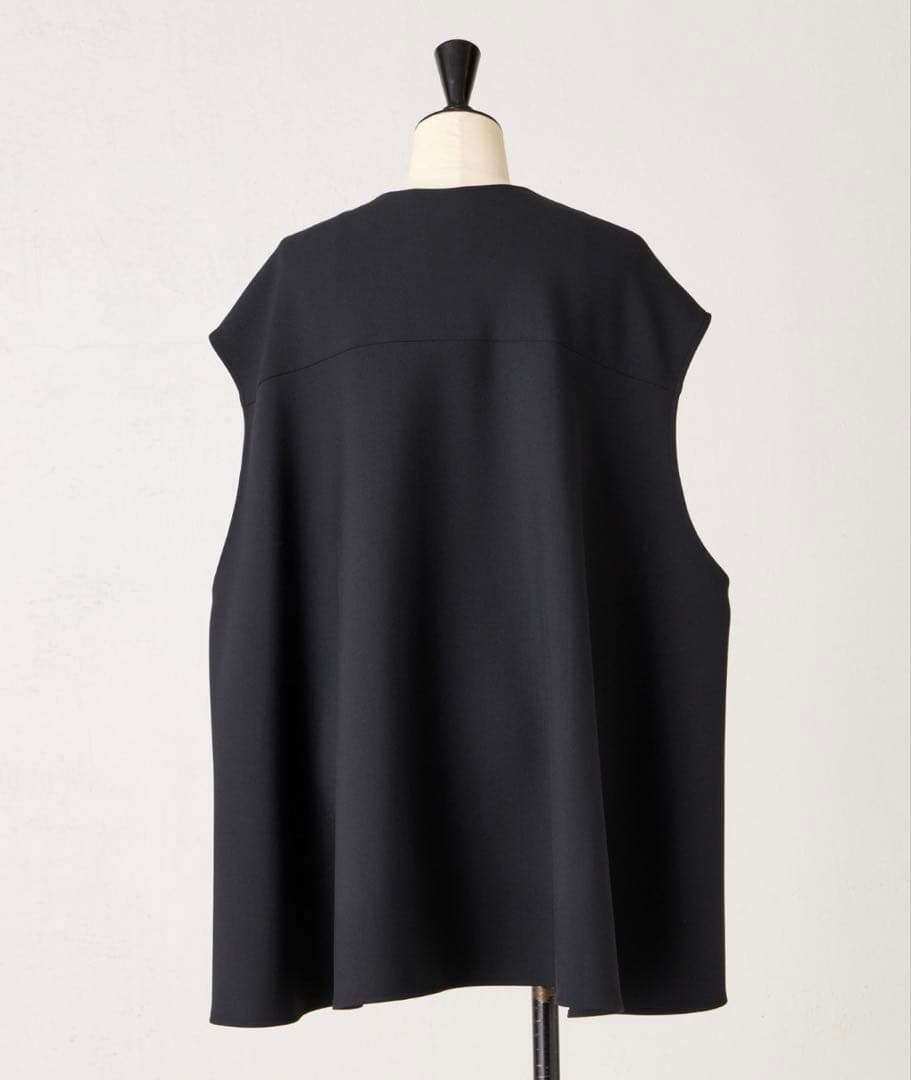【新品・未使用】BEARDSLEY ポケットジレ　黒　FREE