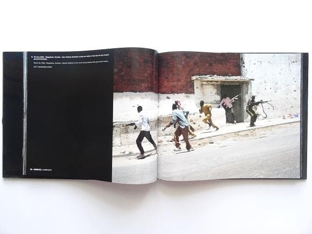 洋書◆AFP通信写真集 本 政治 戦争 ファッション スポーツ