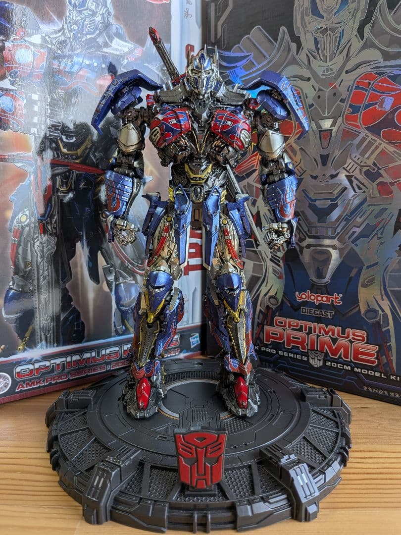 YOLO PARK トランスフォーマー　最後の騎士王　オプティマスプライム