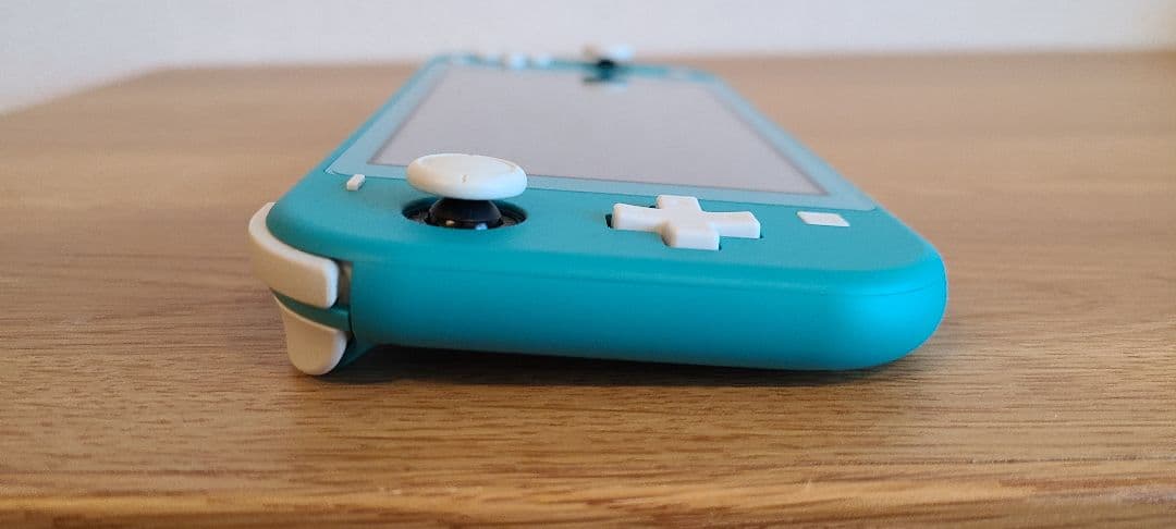 Nintendo Switch Lite 本体+充電器+ケース