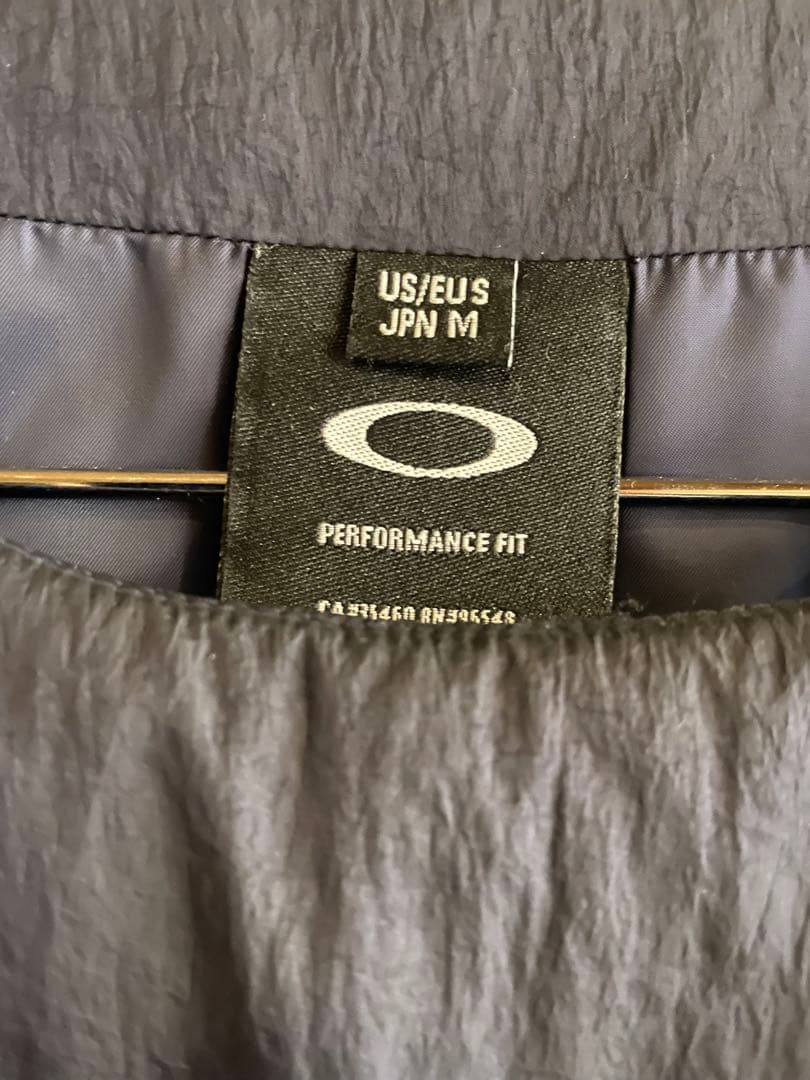 OAKLEY ダウンベスト　ネイビー　JPN M