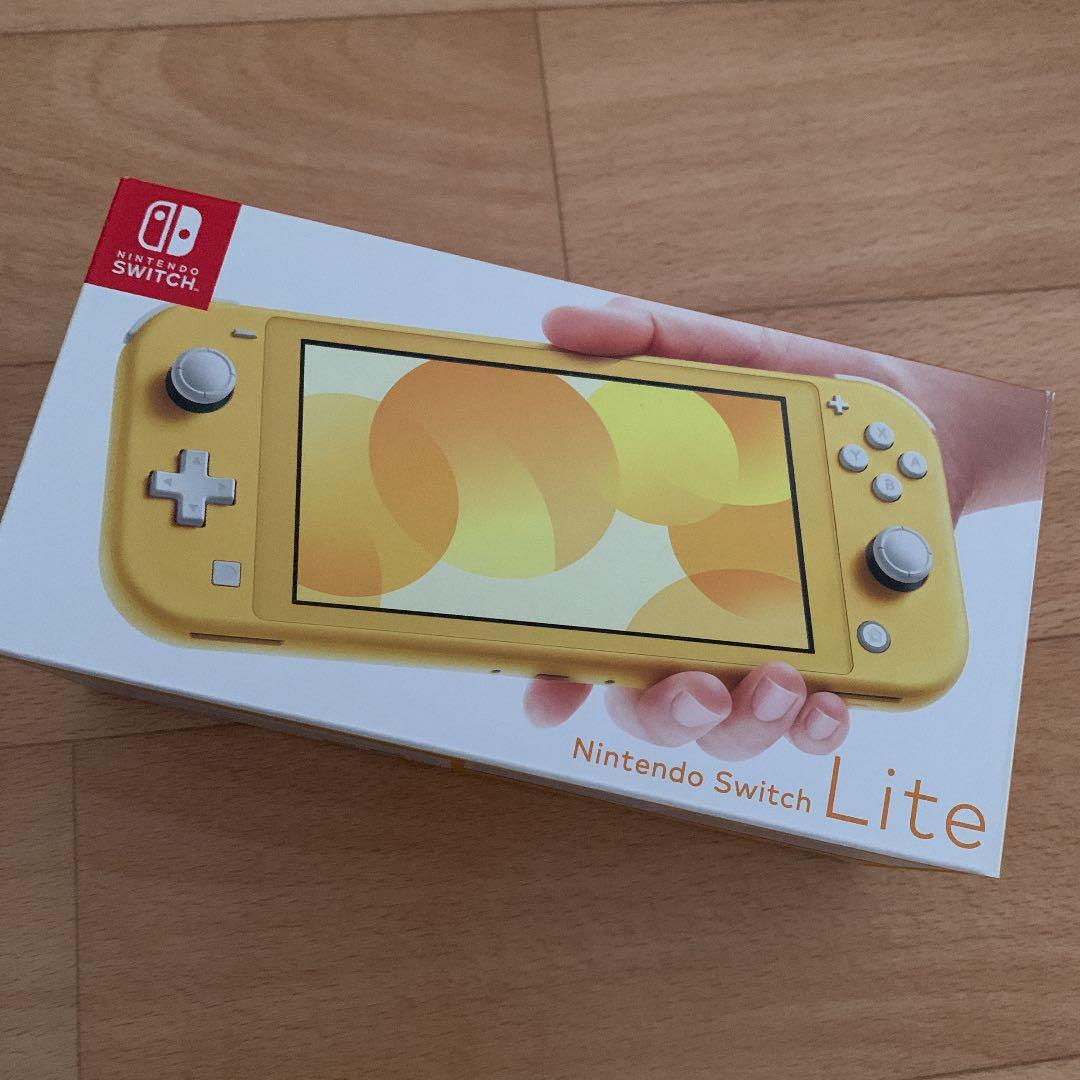 Nintendo Switch Lite +ケース