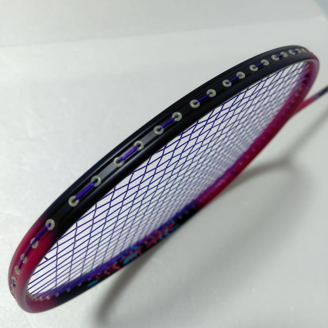 YONEX　ヨネックス　ナノフレア200 美品　4UG5