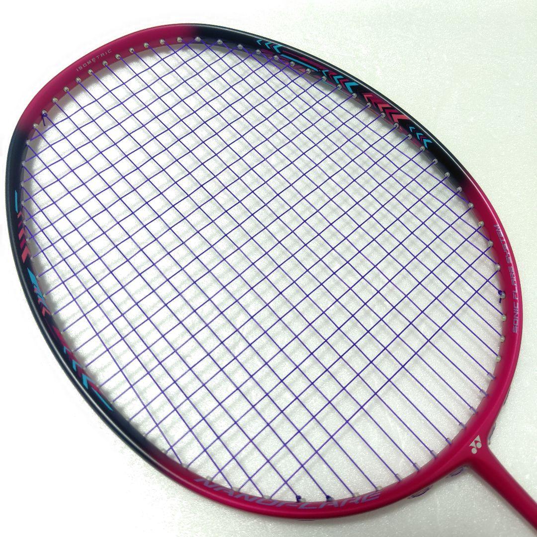 YONEX　ヨネックス　ナノフレア200 美品　4UG5