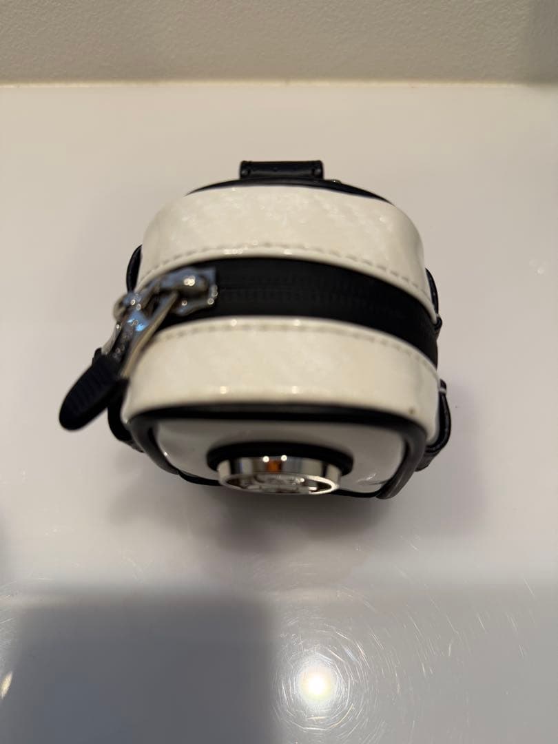 マークアンドロナボールポーチ　超美品