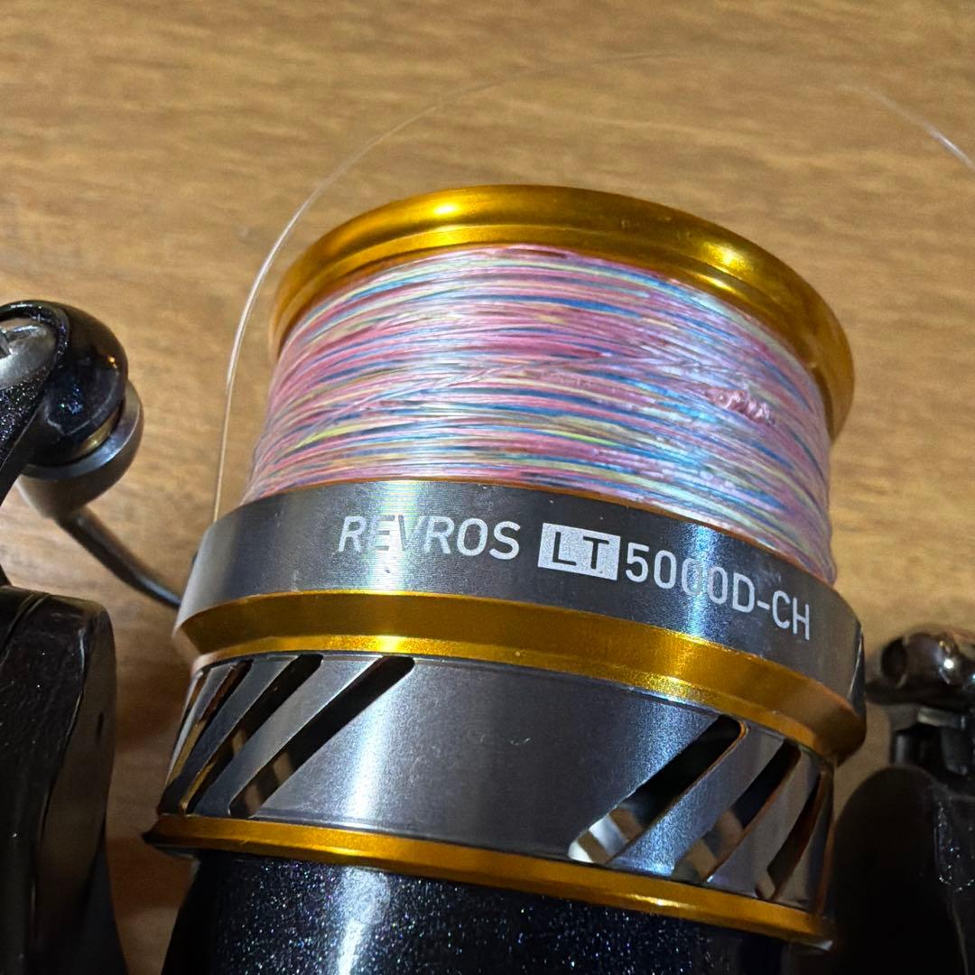 Daiwa REVROS LT5000D-CH スピニングリール