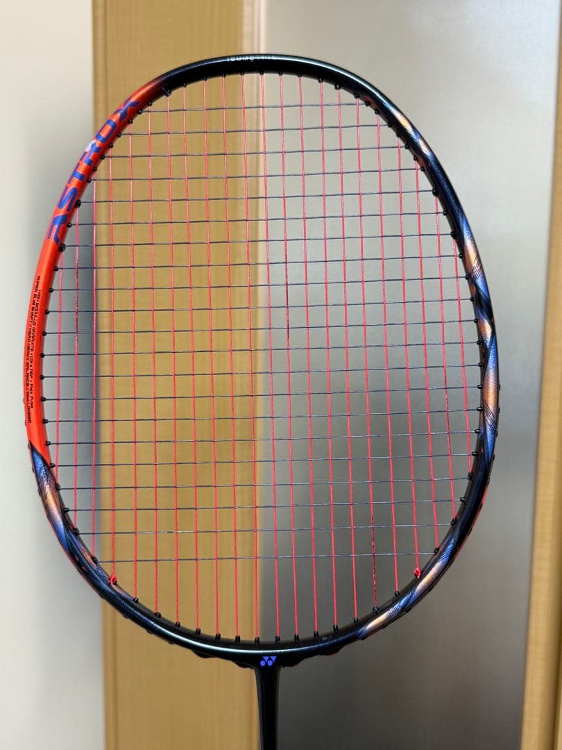 き*と様 YONEX ASTROX 77 PRO 4UG5 バドミントンラケット