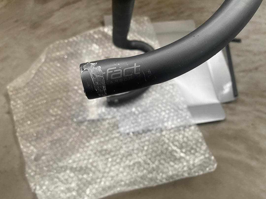パーツ S-WORKS CARBON SHALLOW ROAD BAR 360mm