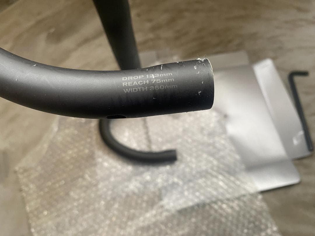 パーツ S-WORKS CARBON SHALLOW ROAD BAR 360mm