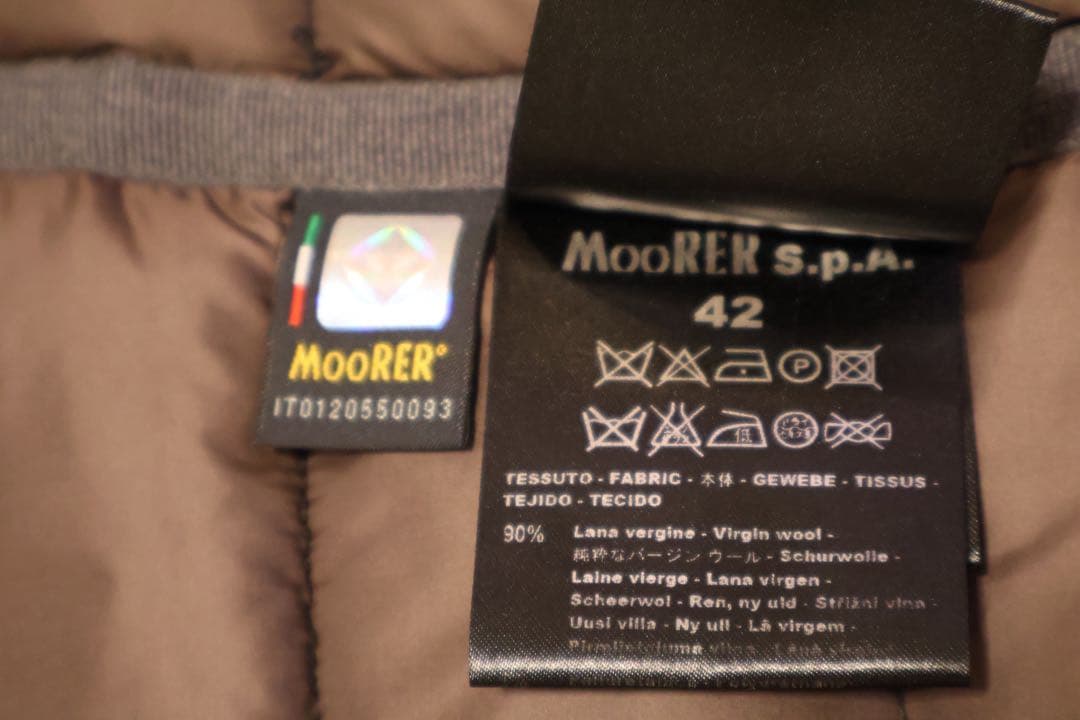 MooRER ムーレー ダウンベスト サイズ42 ウール イタリア製