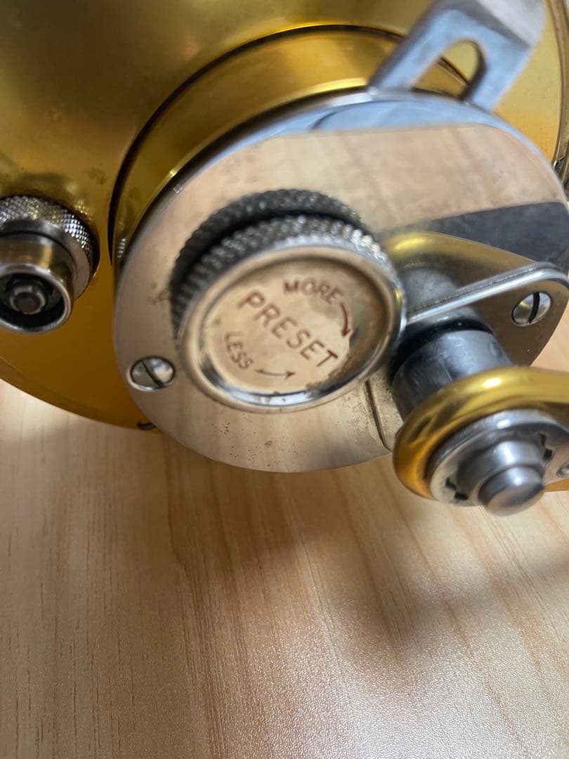 PENN REELS INTERNATIONAL II 80ST 両軸リール