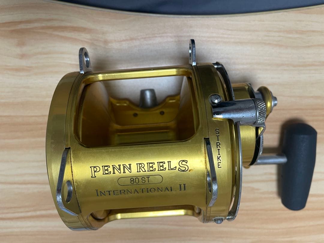 PENN REELS INTERNATIONAL II 80ST 両軸リール