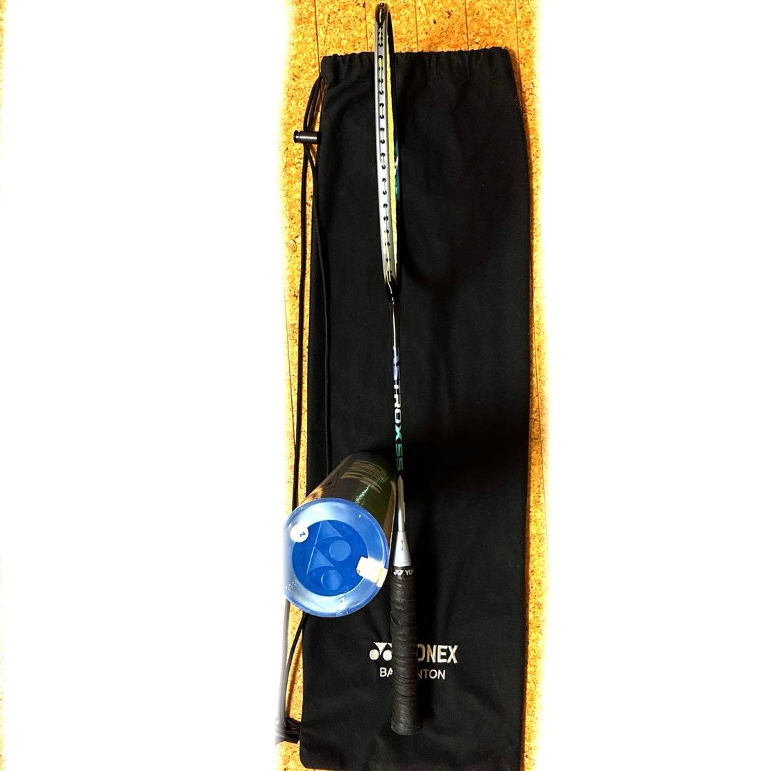 YONEXバドミントンラケット astrox55 アイソメトリック　在庫限り