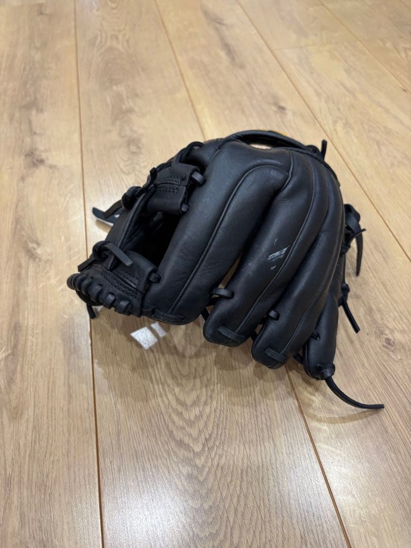 タ*ン様 NIKE一般内野手グローブ！廃盤品！良品！人気カラー！