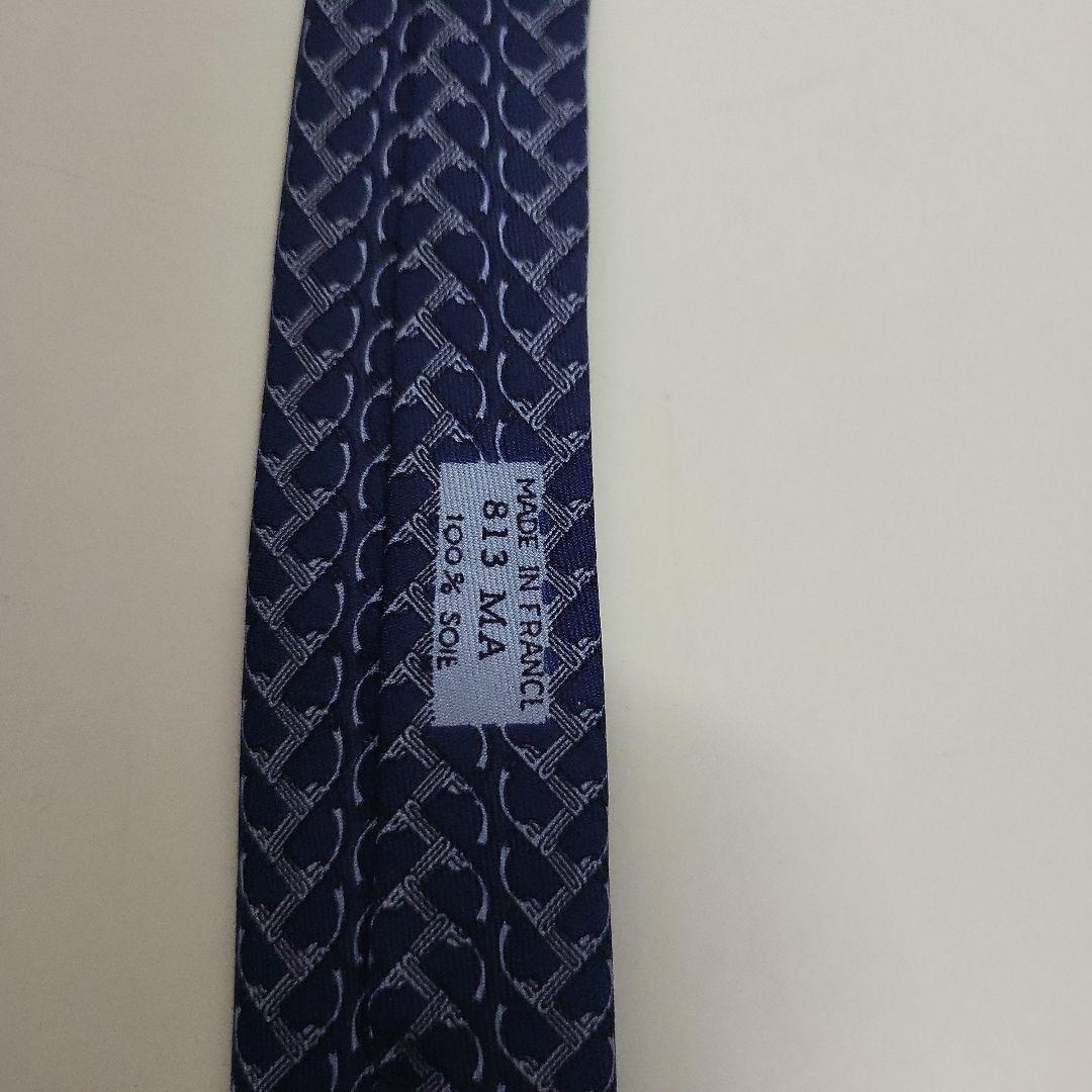 ま*き様 HERMES エルメス ネクタイ 高級シルク 総柄 鎖