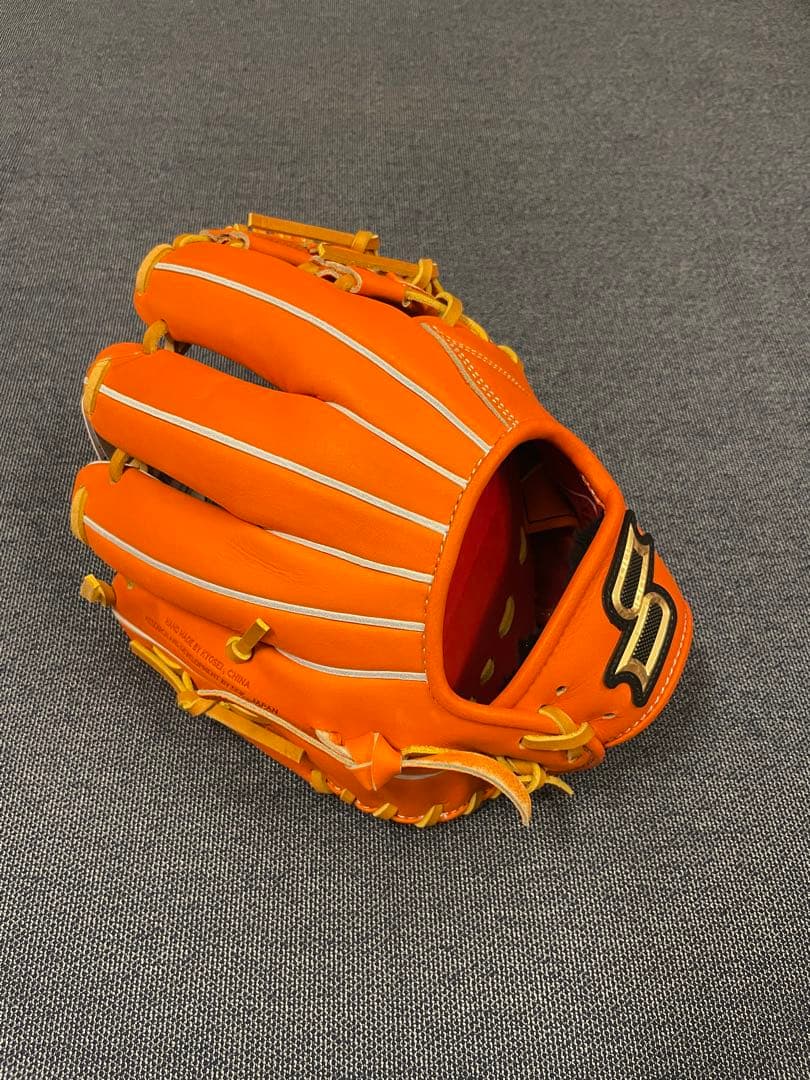 かっこいい！　プロエッジ　SSK 野球 硬式グローブ 一般用　大人　右投げグラブ