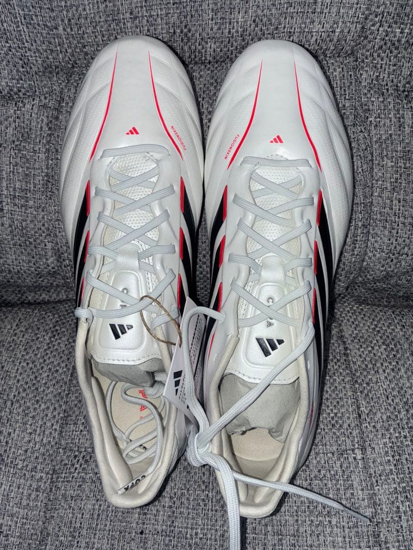 ⚠️ジャンク品　adidas コパピュア4 左27.5,右27