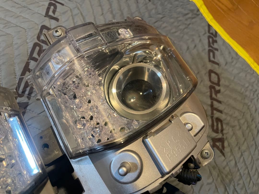 希少 LEXUS LS460 中期 オプションフォグ HID デイライト