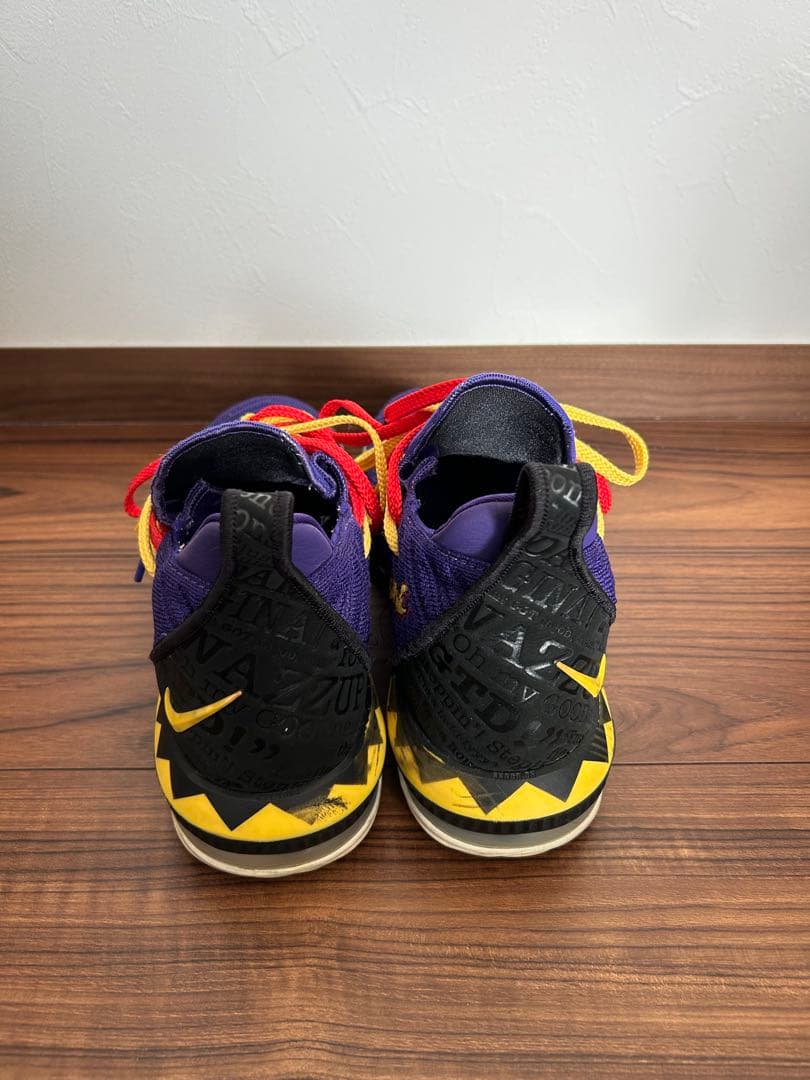 NIKE レブロン　バスケットシューズ